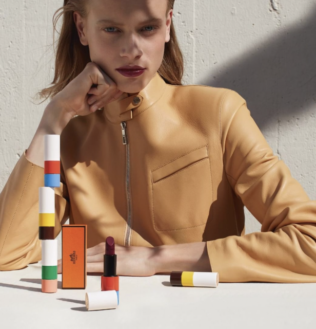 最瘋狂的禮物!限量440盒的Hermes 24色「鋼琴」唇膏套裝