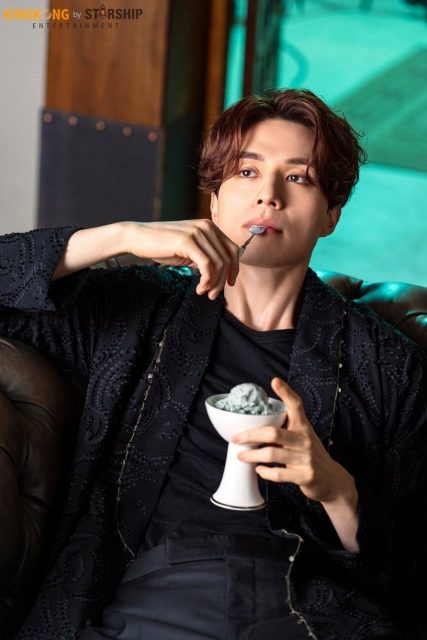 Style File:李棟旭出道20年如一日的凍齡魅力