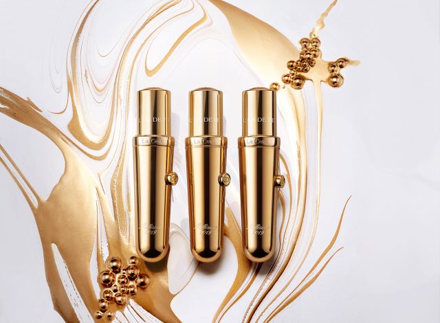 全球限量2,266套 出自 Dior 自家培植園酒莊
L’Or de Vie 極緻奢華護理系列