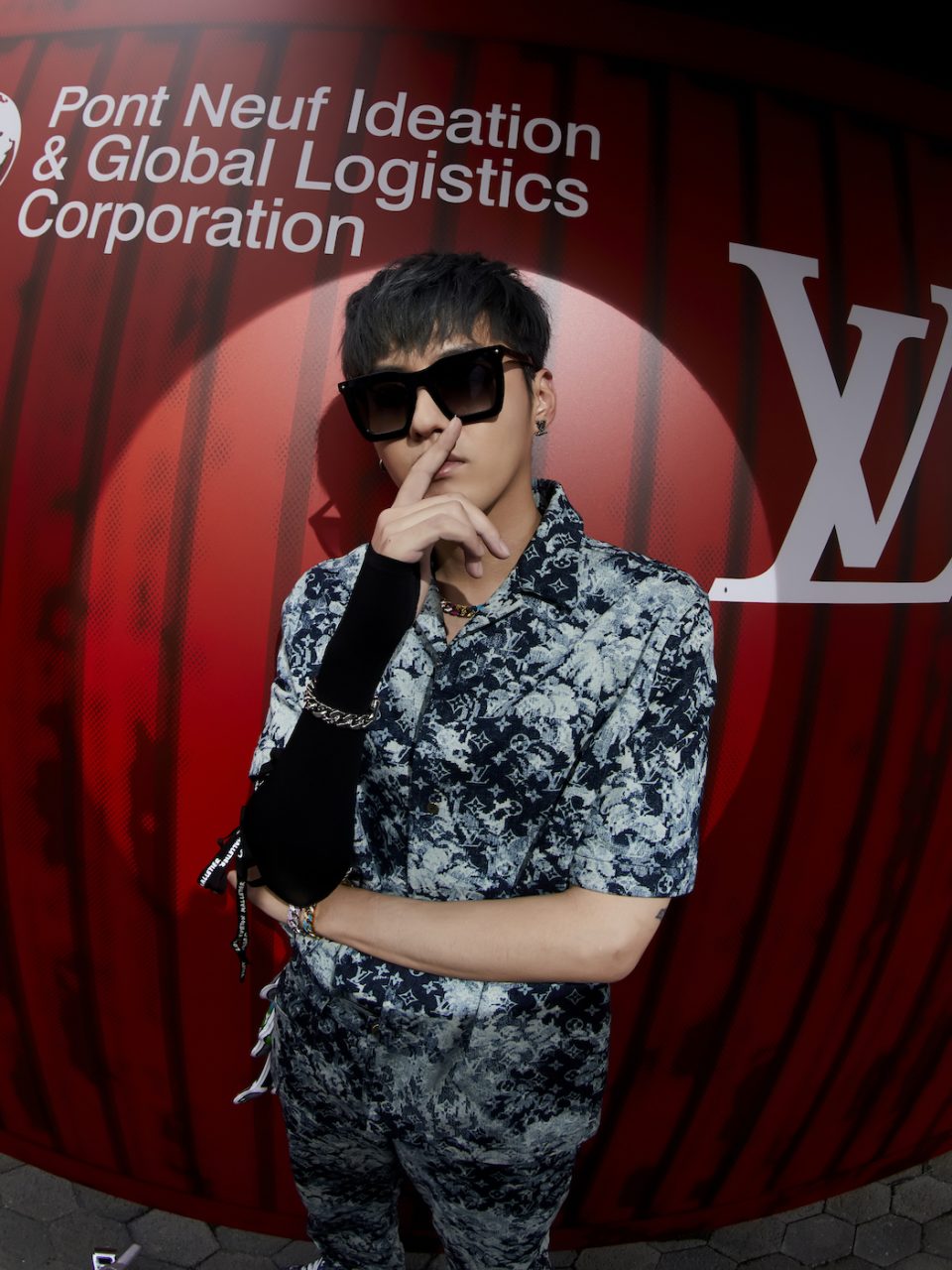 LV口罩首次公開發售！吳亦凡現身演繹 Virgil Abloh 最新2021初春系列