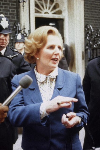 Netflix The Crown:Margaret Thatcher 戴卓爾夫人的堅硬珠寶和權力展現
