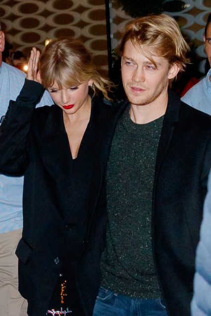 Taylor Swift 親自公開《Folklore》神秘創作人William Bowery 真實身份!