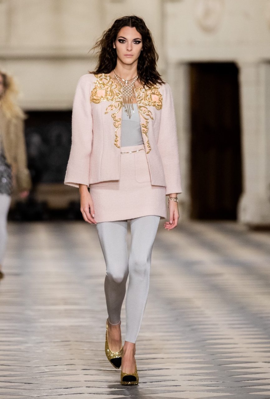 Virginie Viard 將 Chanel Métiers d’art 20/21 帶到法國「貴婦城堡」| 透過精湛工藝回看令 Gabrielle 女士留戀的文藝復興時期