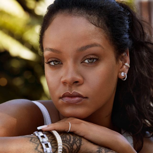 進軍美食界?Rihanna正在為粉絲籌備一本加勒比海美食烹飪書