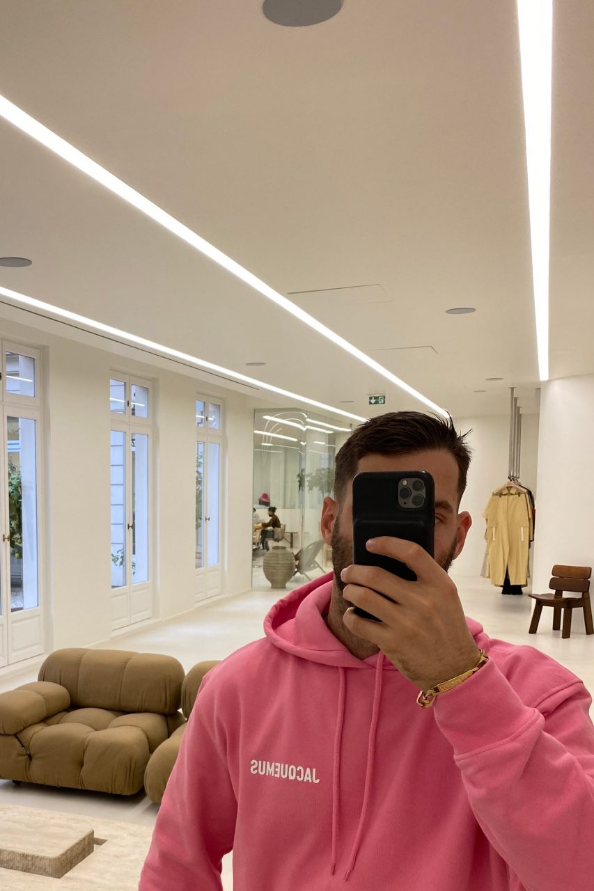 Jacquemus 推出讓你感覺良好的Pink粉紅系列，價格從35歐元起