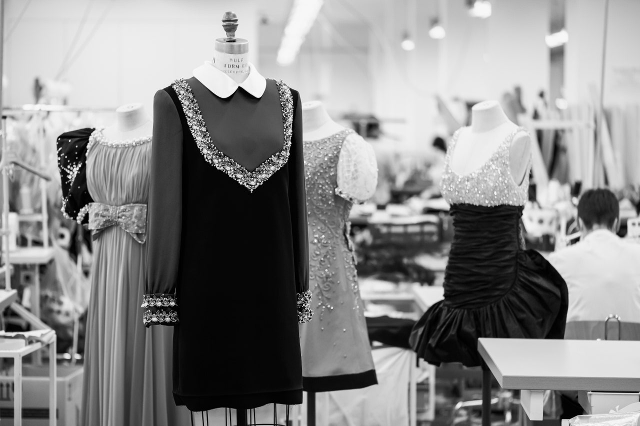 #SustainabilityInVogue Miu Miu全新升級再造系列背後的每一個美麗細節