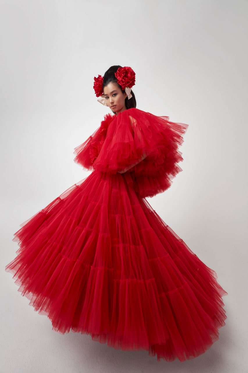 Giambattista Valli在家中穿高訂：人們已經迫不及待回歸浮誇 | Spring 2021 Couture