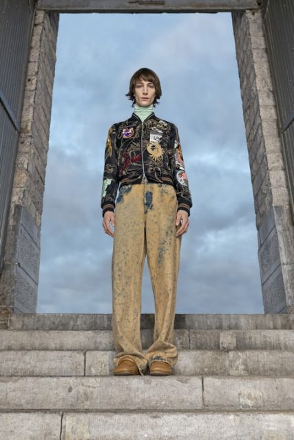 Dries Van Noten拋棄標誌性印花,設計從技巧出發 |Fall 2021 Menswear