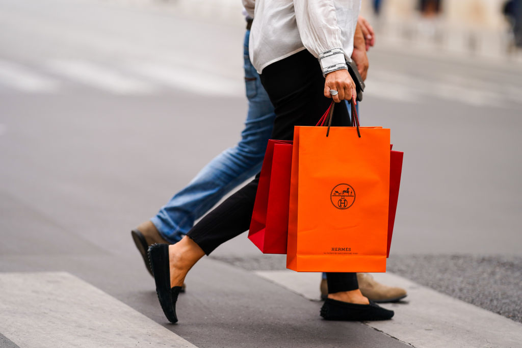 未夠半年時間，Hermès、Chanel 和 Bottega Veneta 品牌新一輪加價潮，這時尚零售遊戲機制還會有效嗎？