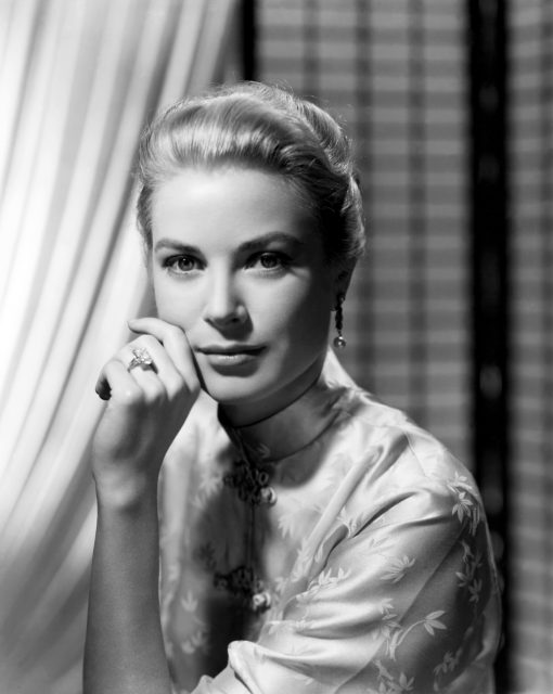 有所不知道的秘密：摩納哥王妃 Grace Kelly 與傳奇珠寶 Cartier 一段耐人尋味的故事