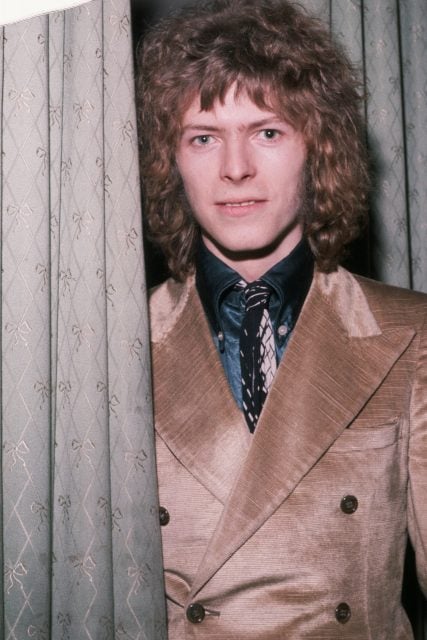 長頭髮合理化也需要自己爭取!觀看少年 David Bowie 談論他心目中「防止虐待長髮男子的社會」