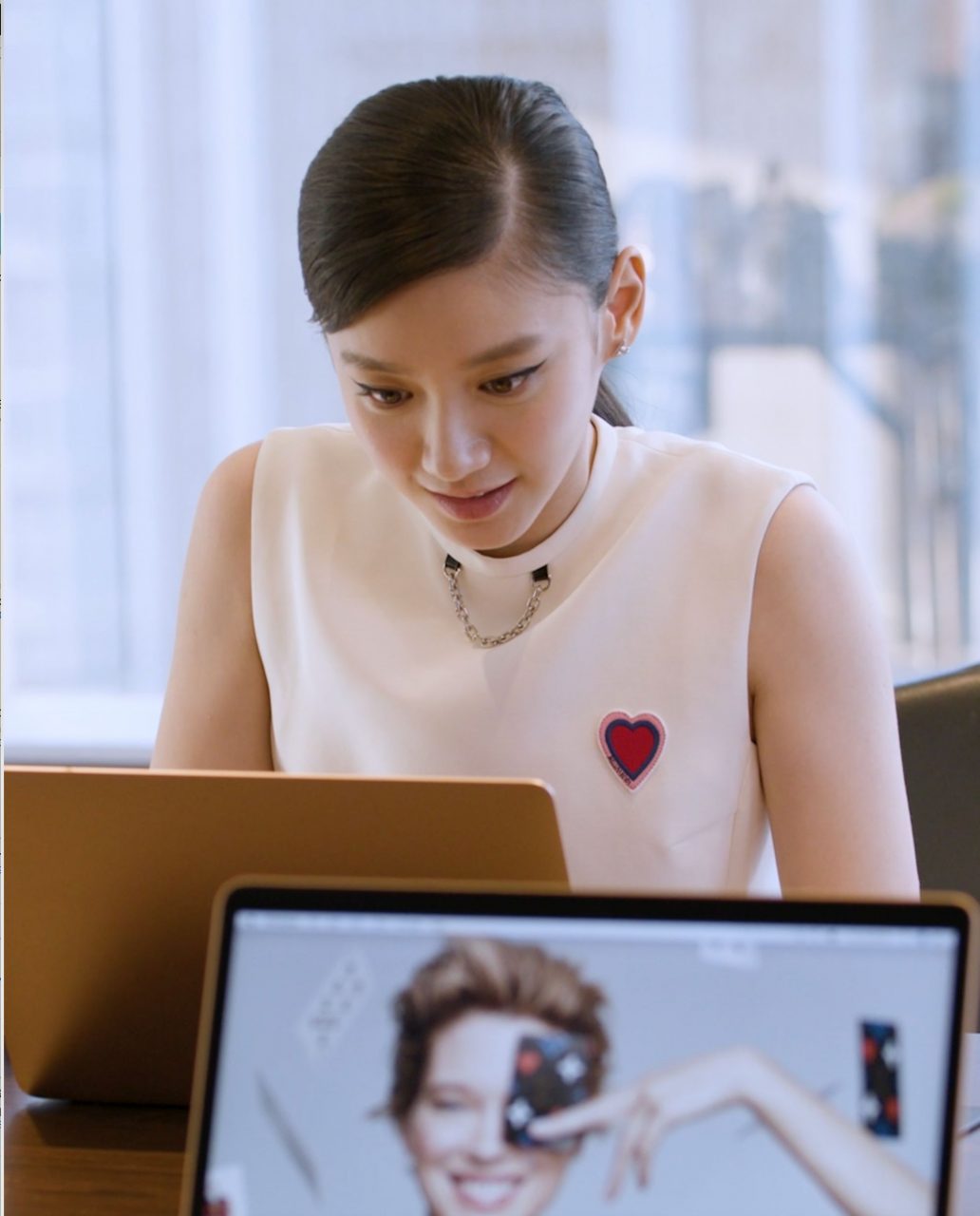 城中熱事 Louis Vuitton香港購物網站正式上線 精選十大必買情人節男女款式 體驗免費即日送貨服務