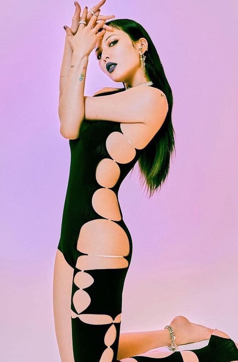 憑鏤空貼身設計獲得泫雅、Dua Lipa等女星歡心？ 時尚品牌Rui到底有何魅力？