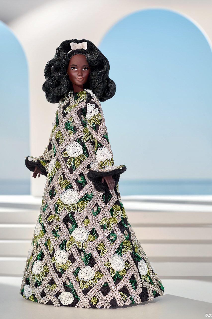 Richard Quinn 新系列還沒有公佈，芭比 Barbie 就已經率先穿上！