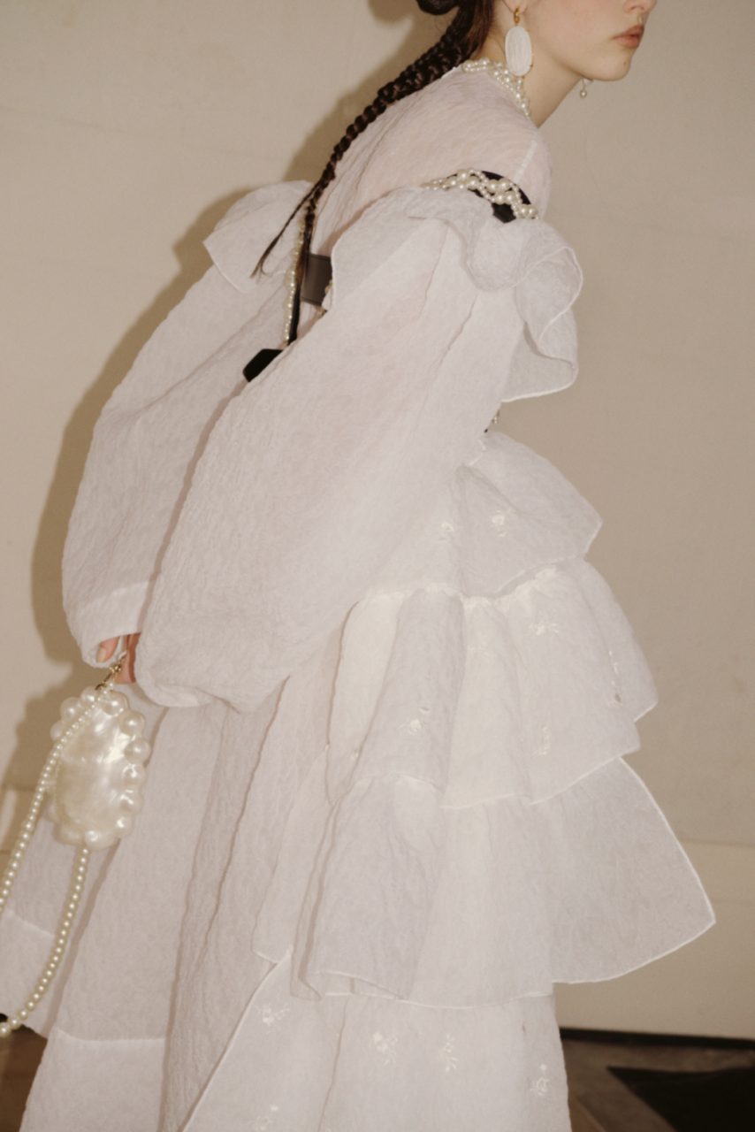 總結五大看點：Simone Rocha 十年後成長為暗黑浪漫的龐克公主  Fall/Winter 2021