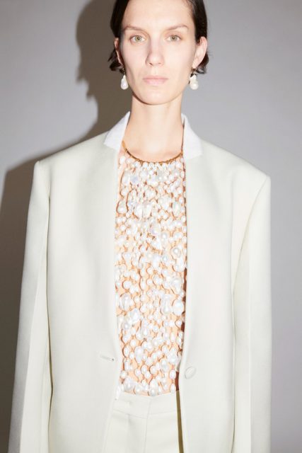 潔淨純粹的只剩下光明 Jil Sander,再次昇華別人看中樸實的極簡主義 | Fall/ Winter 2021