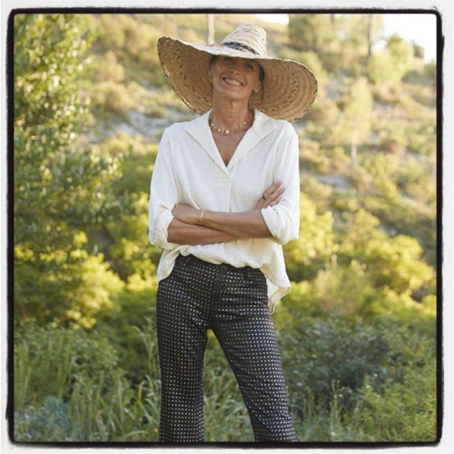 真正的人間香奈兒!法國繆思女神Inès de la Fressange分享她家中必備的風格家品