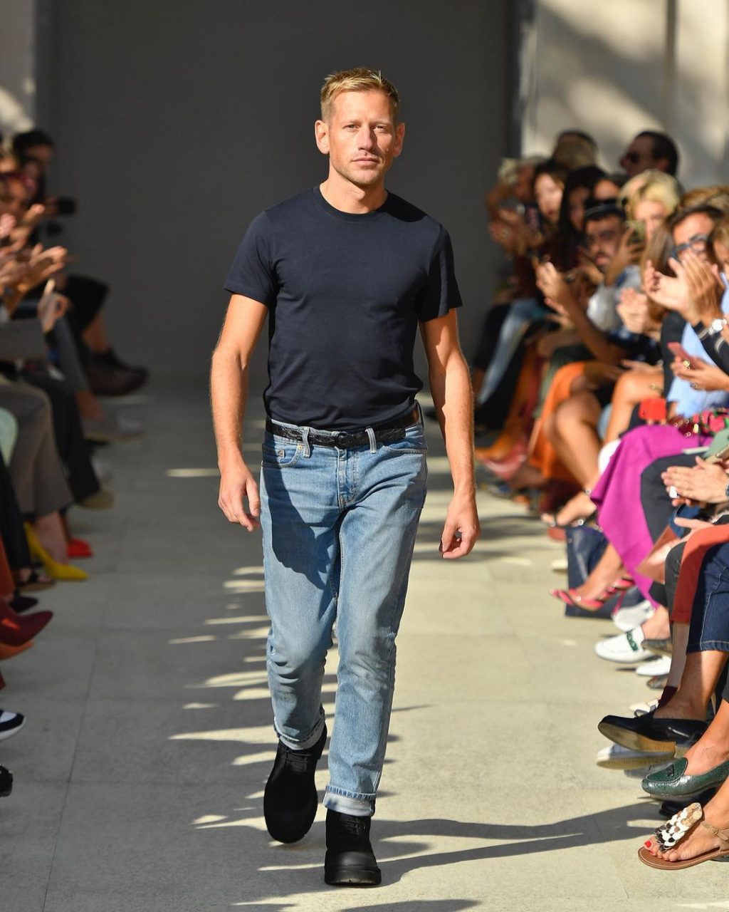 Salvatore Ferragamo 創意總監 Paul Andrew 突然宣布即將離任，時尚音樂椅又再次啟動？