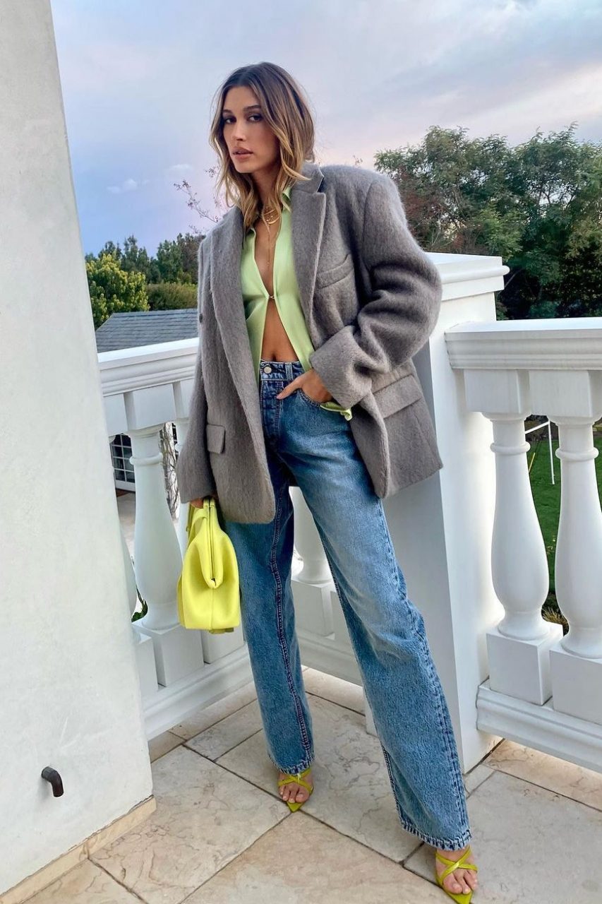 Hailey Bieber 最新約會造型從 Gwyneth Paltrow 身上偷師？一起看懂 90年代夏日經典穿搭