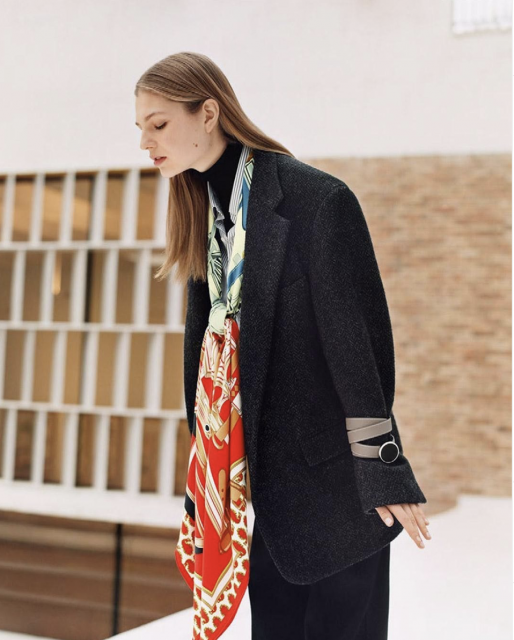 貴婦必備！Hermès 推出專屬 App 教大家打造百變絲巾