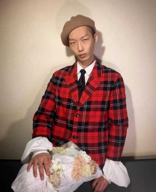 三位男模特兒以不同態度剖白他們如何擔起模特兒外的角色,以至分享當模特兒的情意結