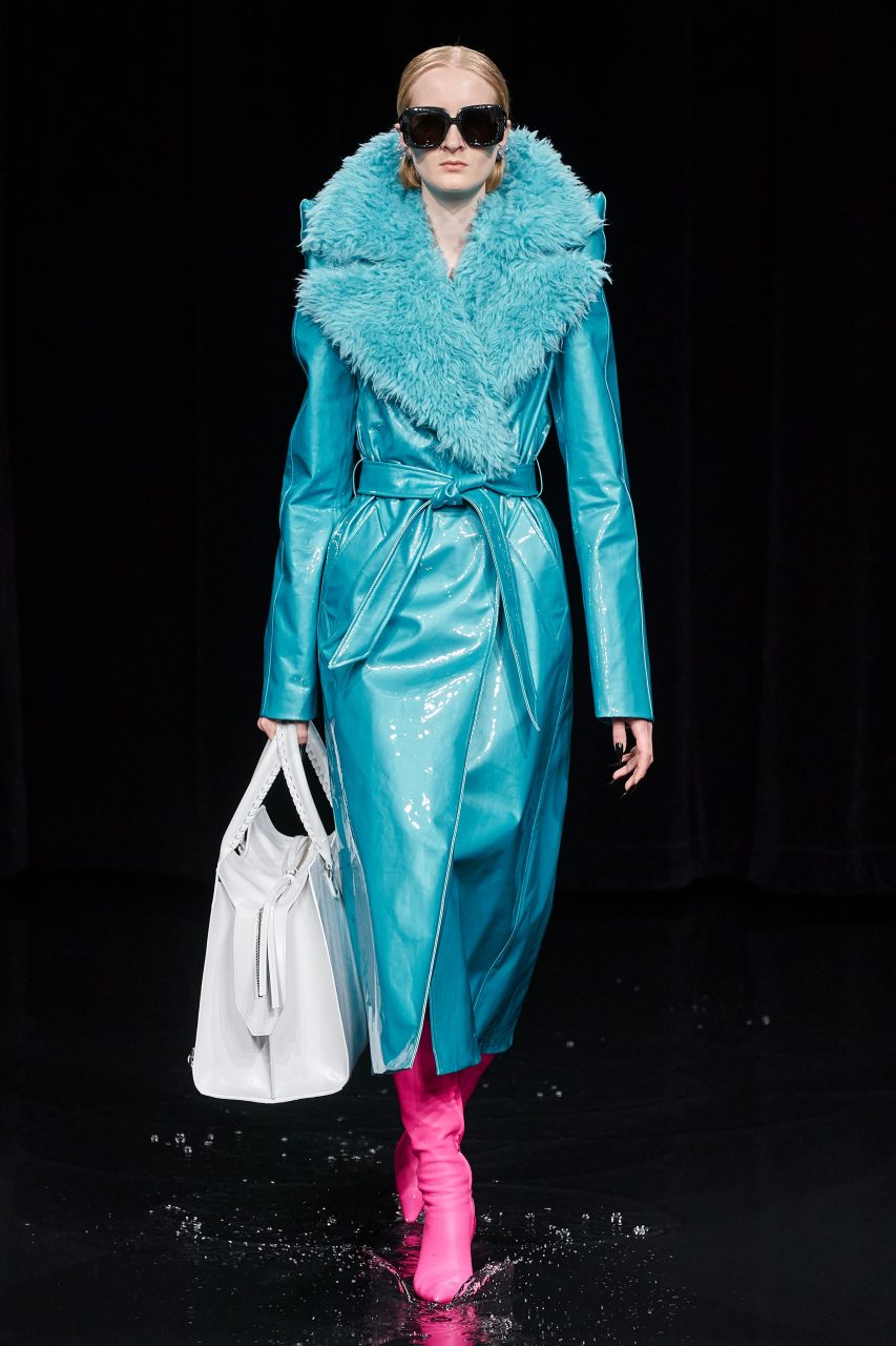 #SustainabilityInVogue Balenciaga 與 Alexander McQueen正式成為零皮草品牌！