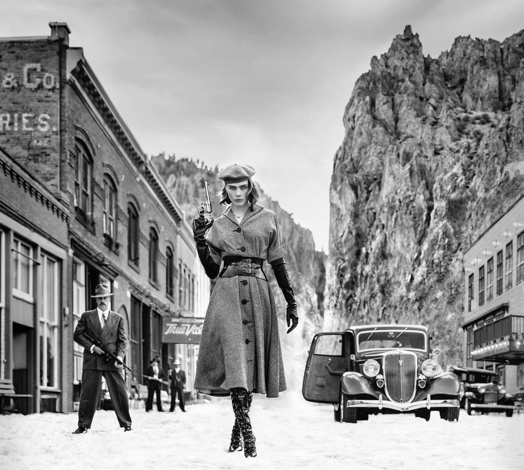 Cara Delevingne 變身型格西部女郎及大盜！攝影大師 David Yarrow 掌鏡製作黑白照收益歸慈善