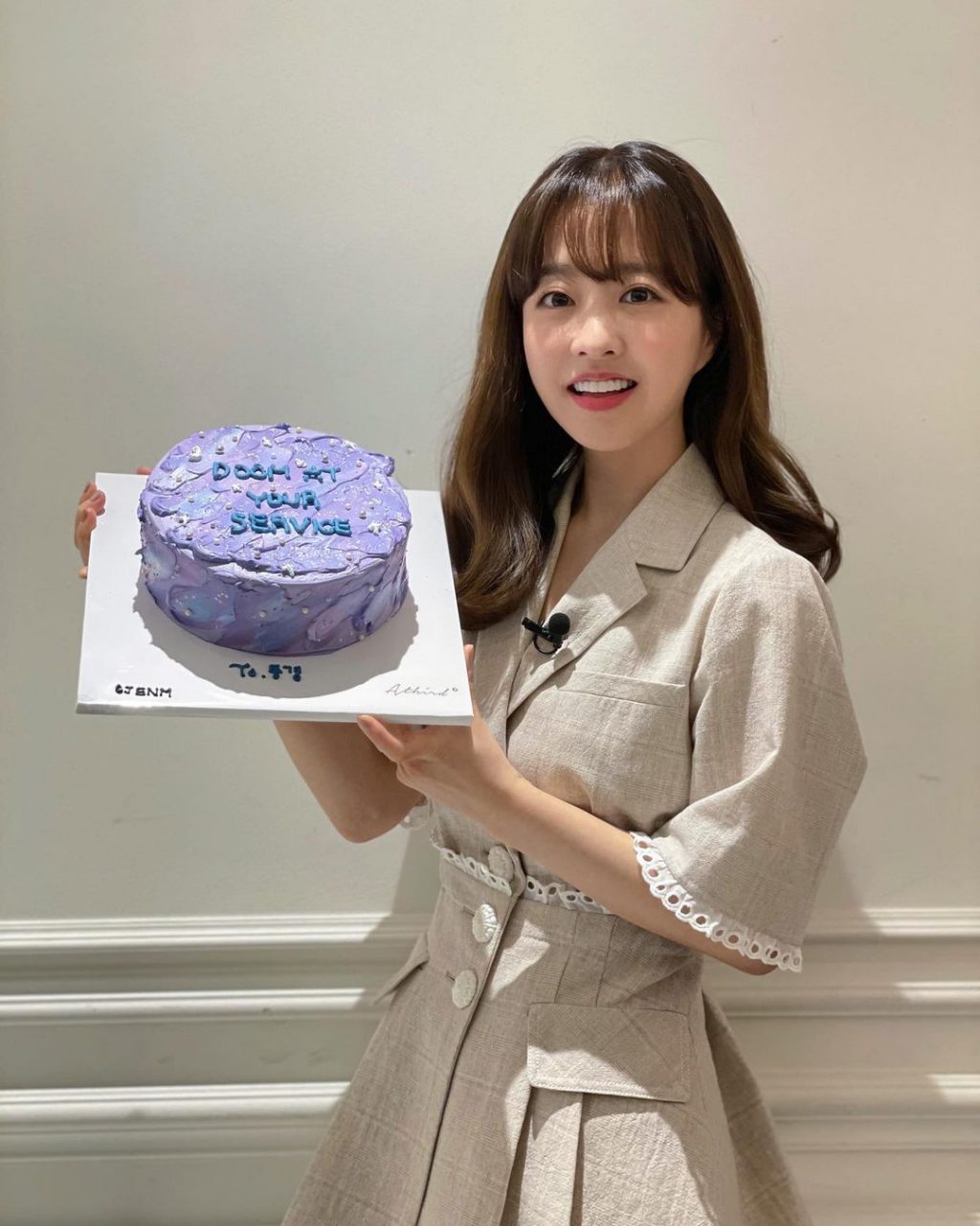 《某一天滅亡來到我家門前》成韓劇話題之作！女主角朴寶英外，盤點韓星30歲以上的童顏女神