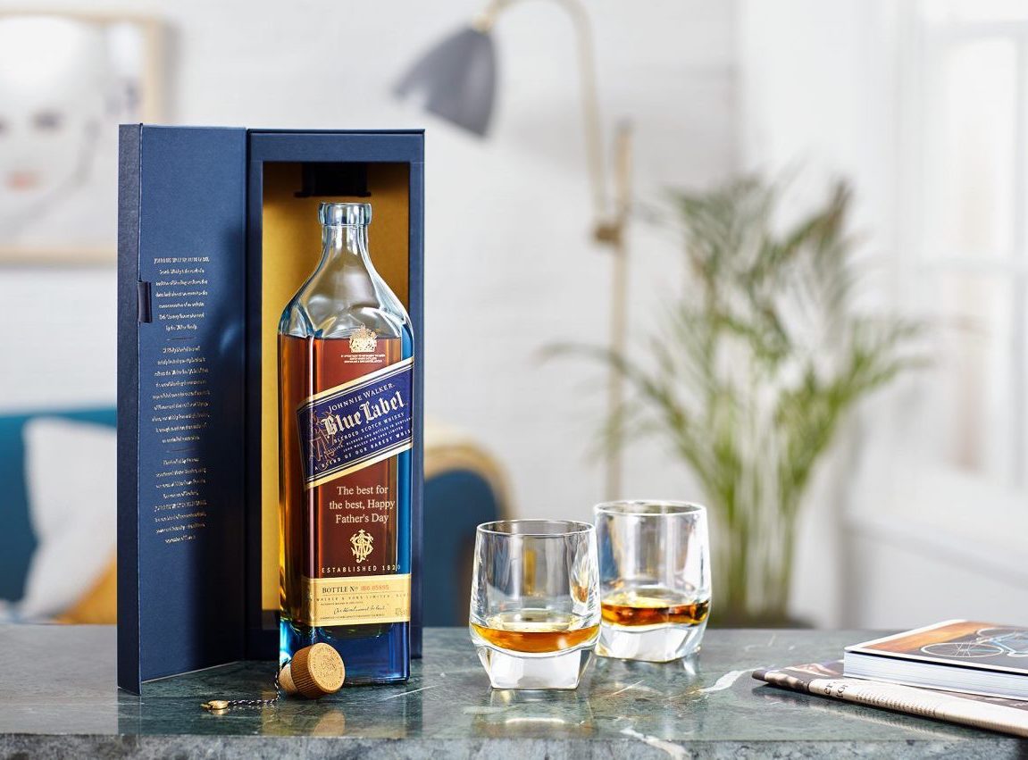 父親節將至  以一瓶 Johnnie Walker Blue Label 威士忌來表達愛意