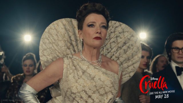 《黑白魔后 Cruella》Emma Stone 40多套華麗戲服外, 而對手殿堂級奧斯卡影后 Emma Thompson 則有 De Beers 奢華珠寶加持