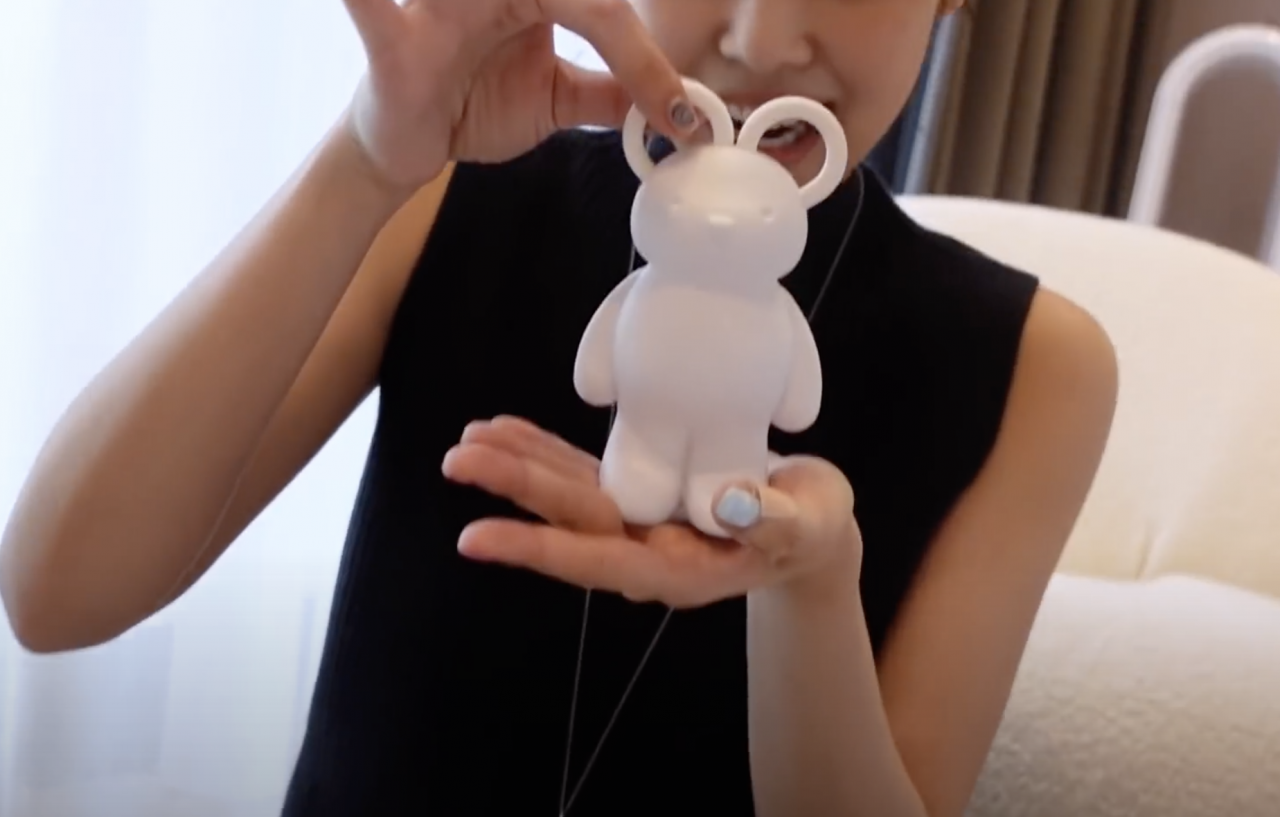 Jennie隨物攜帶好物