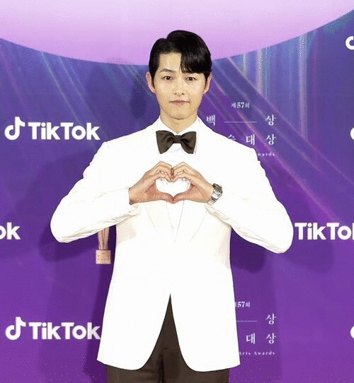 百想藝術大賞2021得獎名單新鮮出爐！宋仲基、金秀賢都無緣視帝？金素妍、秀智紅毯比美，金宣虎成人氣王