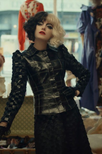 全面分析電影《Cruella》中Emma Stone的髮型妝容:每一個造型背後藏著不同的象徵意義