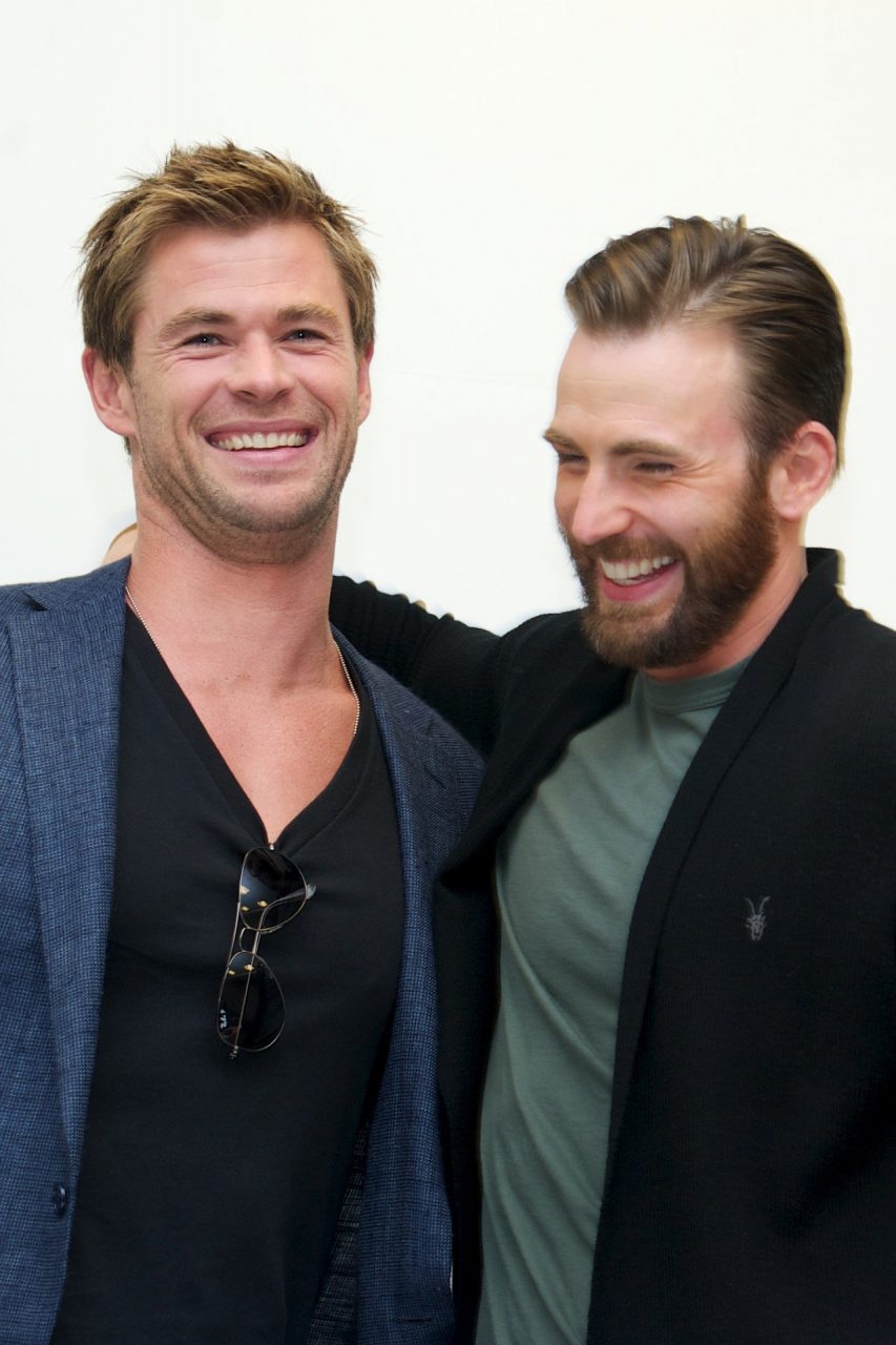 雷神Chris Hemsworth上載為美國隊長慶祝40歲生日照片，結果引發「荷里活四大Chris」熱議？