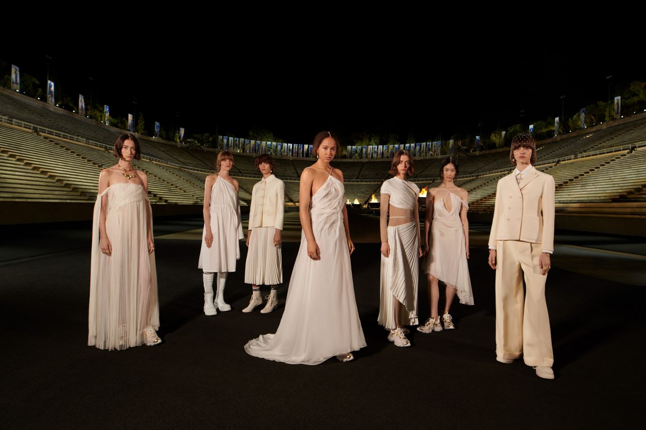 Dior 將運動風結合高訂工藝，打造比奧運還要盛大的視覺盛宴｜ Cruise 2022