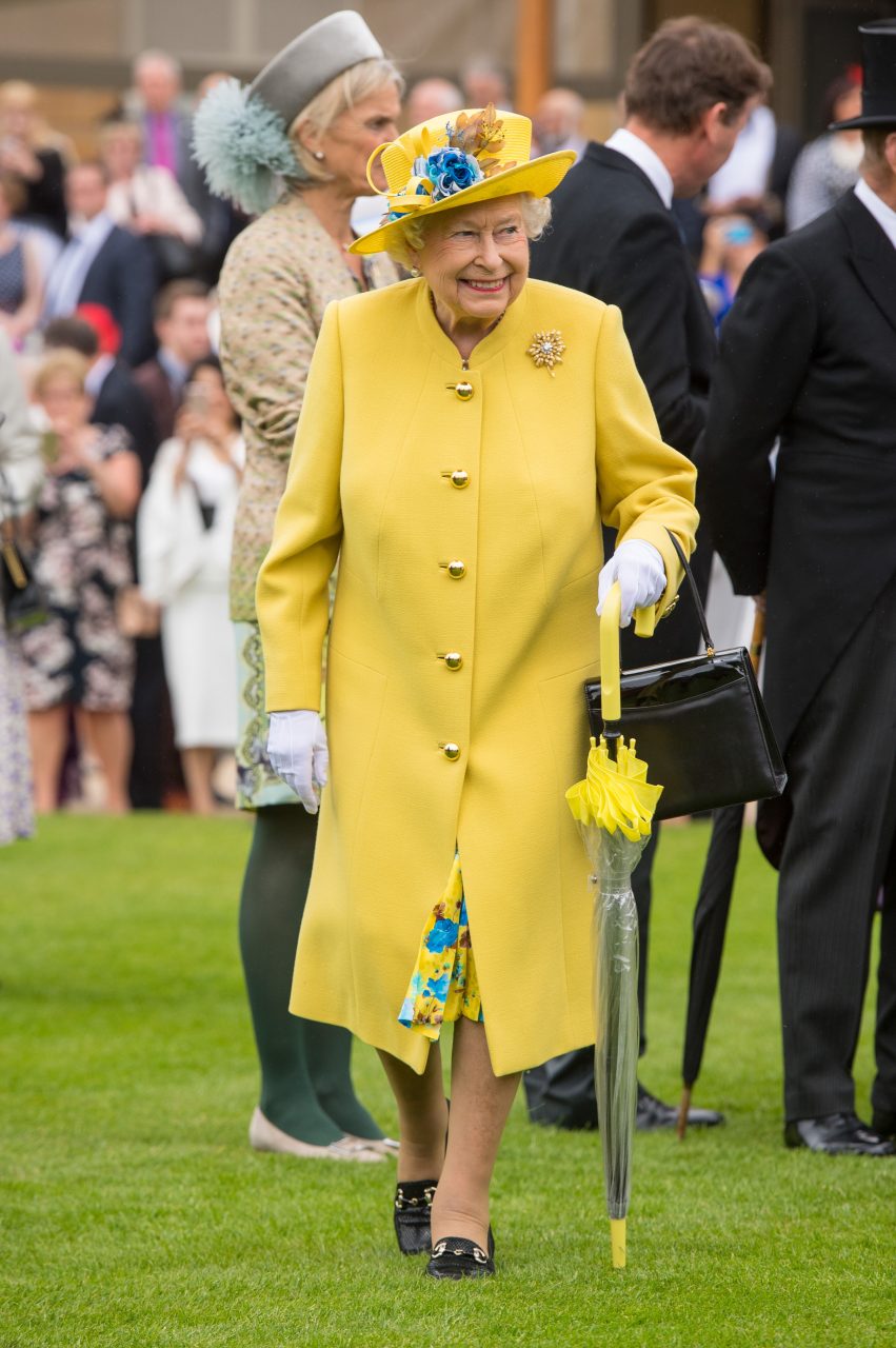 The Ultimate Summer Inspiration? The Queen’s Love Of Colour Blocking
