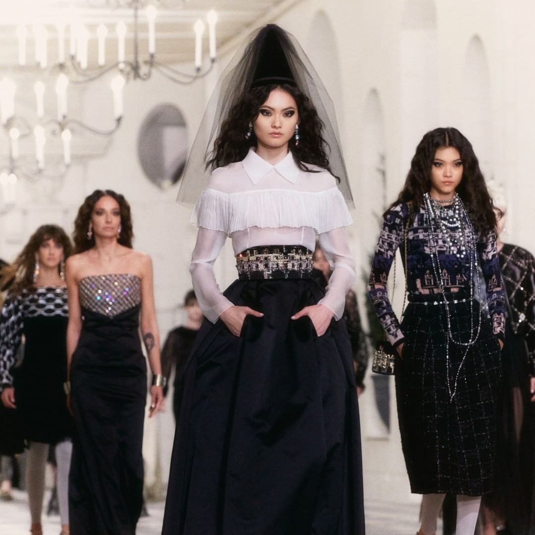Chanel 下一個 Métiers d’Art 系列將會回歸巴黎！Virginie Viard：「希望 Chanel 能夠在更私密的場所發布！」