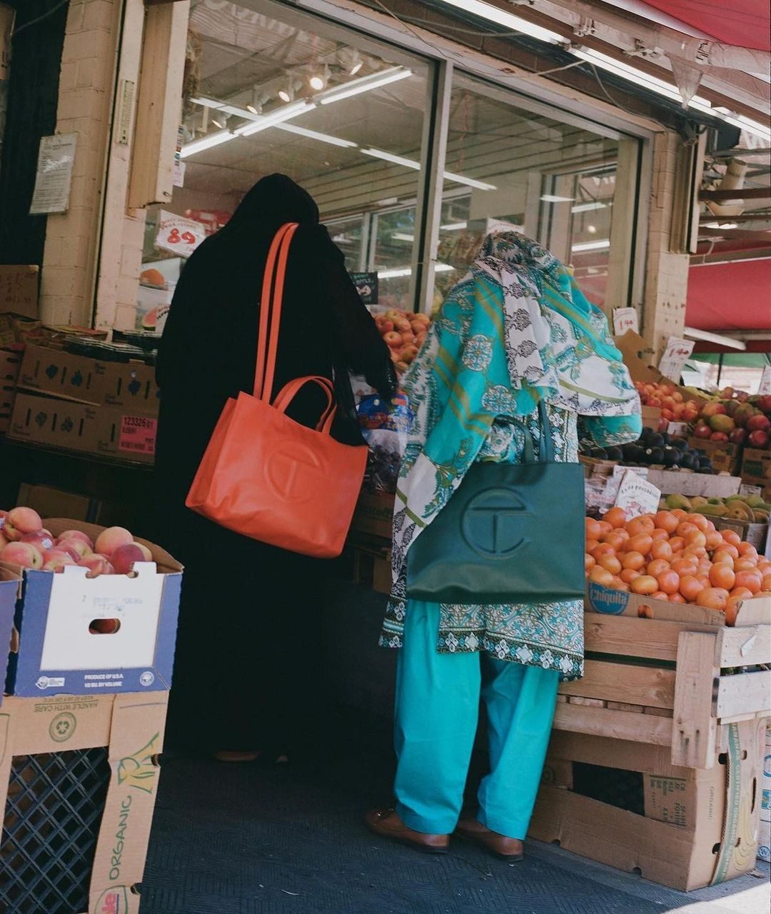 被稱為「平民 Birkin」的 Telfar 購物袋有甚麼魅力？為何一眾名人們都愛上這款手袋？