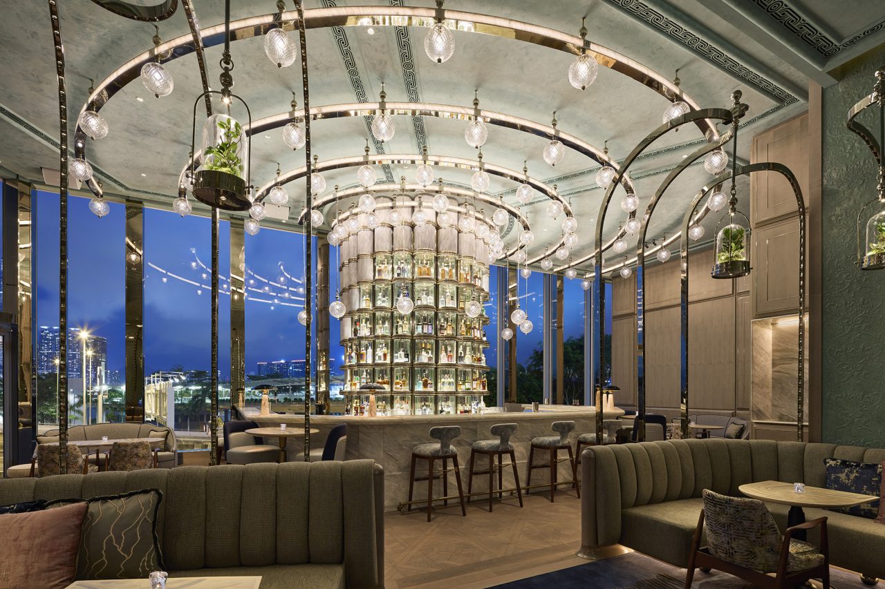 香港四季酒店全新酒吧 Argo 打卡必去！享受創意高質 cocktail 欣賞維港景致