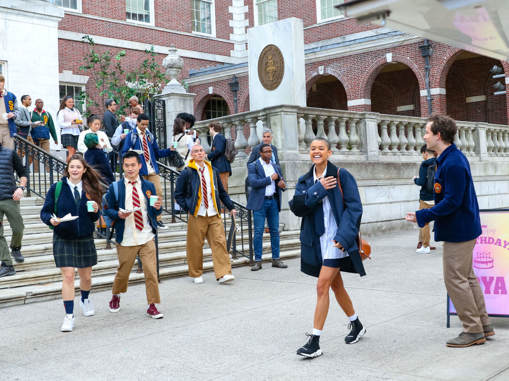 新版《Gossip Girl》上映在即！舊有班底會有份客串嗎？新版編劇 Joshua Safran 這樣說⋯⋯