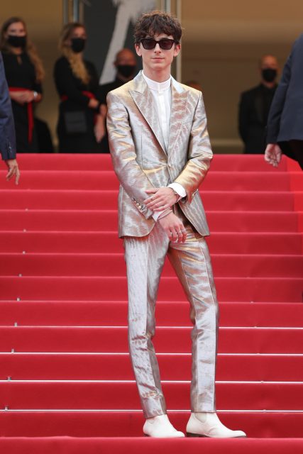 行走的時尚教科書!回顧 Timothée Chalamet 一連三套的康城影展造型