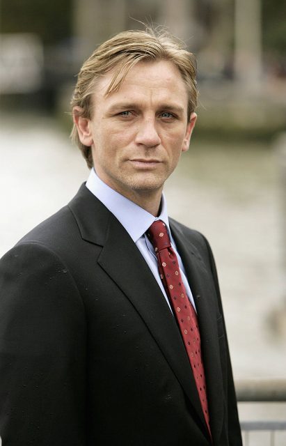 從 Sean Connery 到 Daniel Craig，精選歷代 007 James Bond 造型