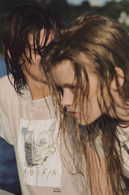 Saint Laurent Rive Droite 推出 Basquiat 系列,向傳奇藝術家 Jean-Michel Basquiat 致敬!