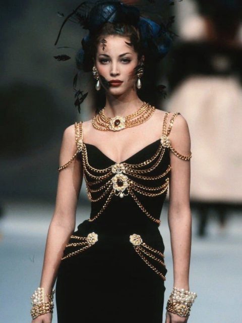 Chanel 高級訂製設計都不及復古 Chanel 來得吸睛！Z世代女星 Olivia Rodrigo、Kylie Jenner、Lily-Rose Depp 都愛復古版本！