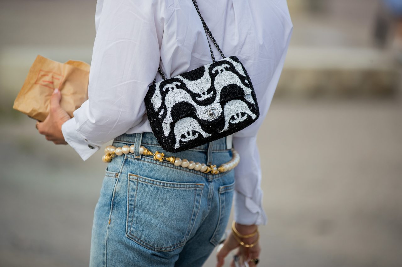 上班族必買Chanel手袋款式！精選18款時尚與實用的2021秋冬設計：超多舒適材質包括絲絨、剪羊毛！