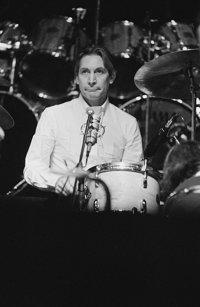 當代最有型的百大鼓手！回顧The Rolling Stones 成員 Charlie Watts 7套經典穿搭