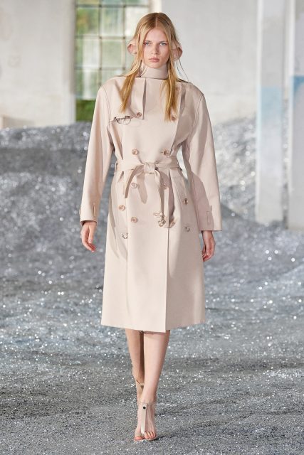 一個獻給母親大人的系列 Riccardo Tisci 帶來關於動物本能的深情演繹 | Burberry Spring/Summer 2022