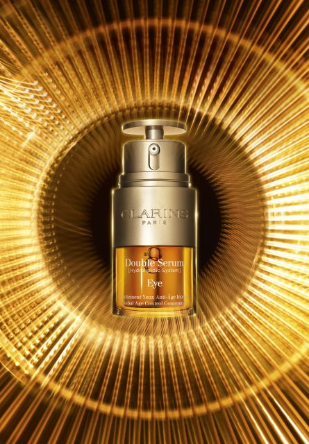 美容界9月話題新品!Clarins Double Serum Eye乳液、精華二合一改變護膚品傳統觀念