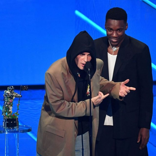 MTV 2021 |Video Music Award 完整得獎名單新鮮出爐:Olivia Rodrigo 和 Lil Nas X 成大贏家各3項大獎! Justin Bieber 和 Doja Cat 則各奪2獎項