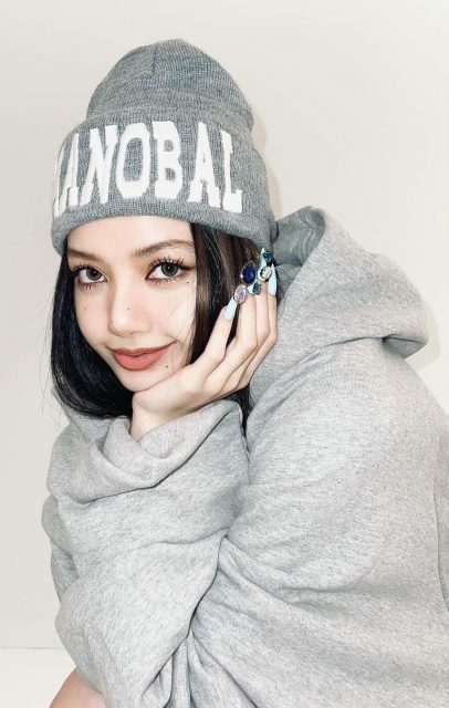 哪種帽子最適合你的臉型？參考Blackpink成員、IU的帽子造型，找到最適合你的款式